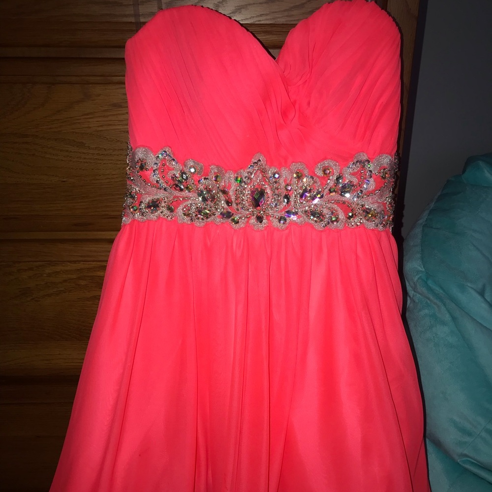 Short formal dress